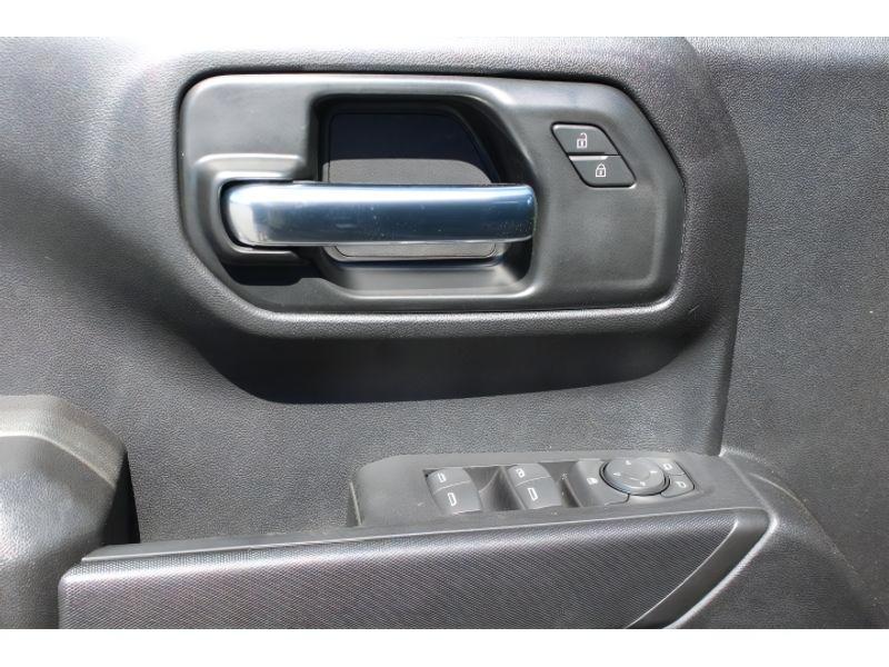 new 2025 Chevrolet Silverado 1500 car, priced at $41,678