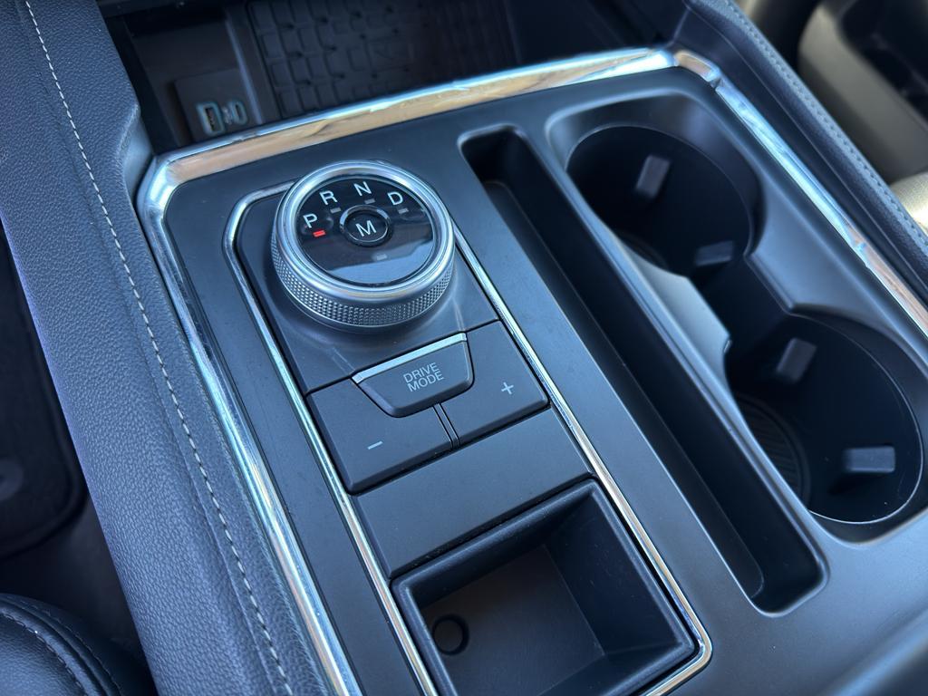 used 2024 Ford Expedition car, priced at $45,358