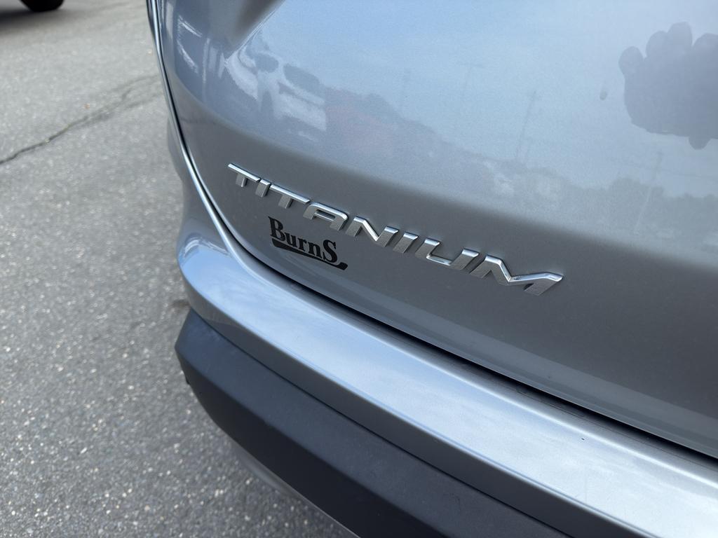 used 2021 Ford Edge car, priced at $19,559