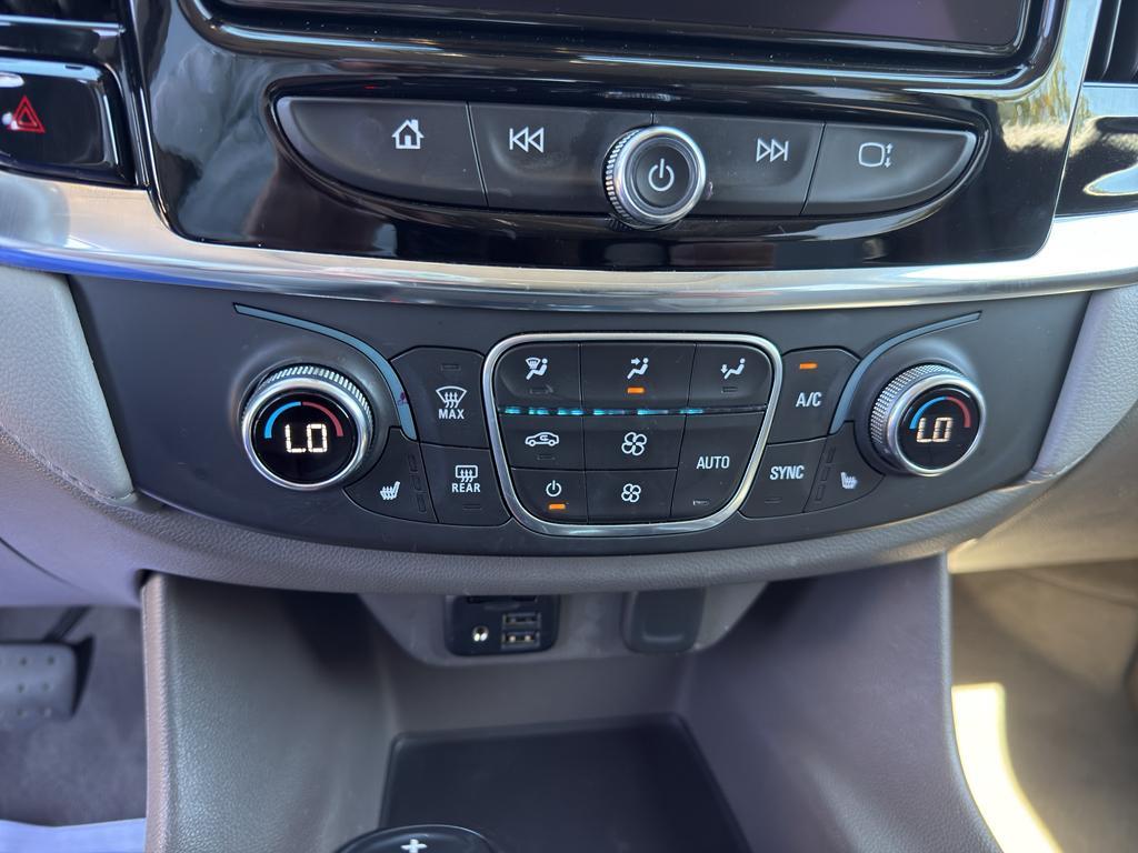 used 2020 Chevrolet Traverse car, priced at $23,395