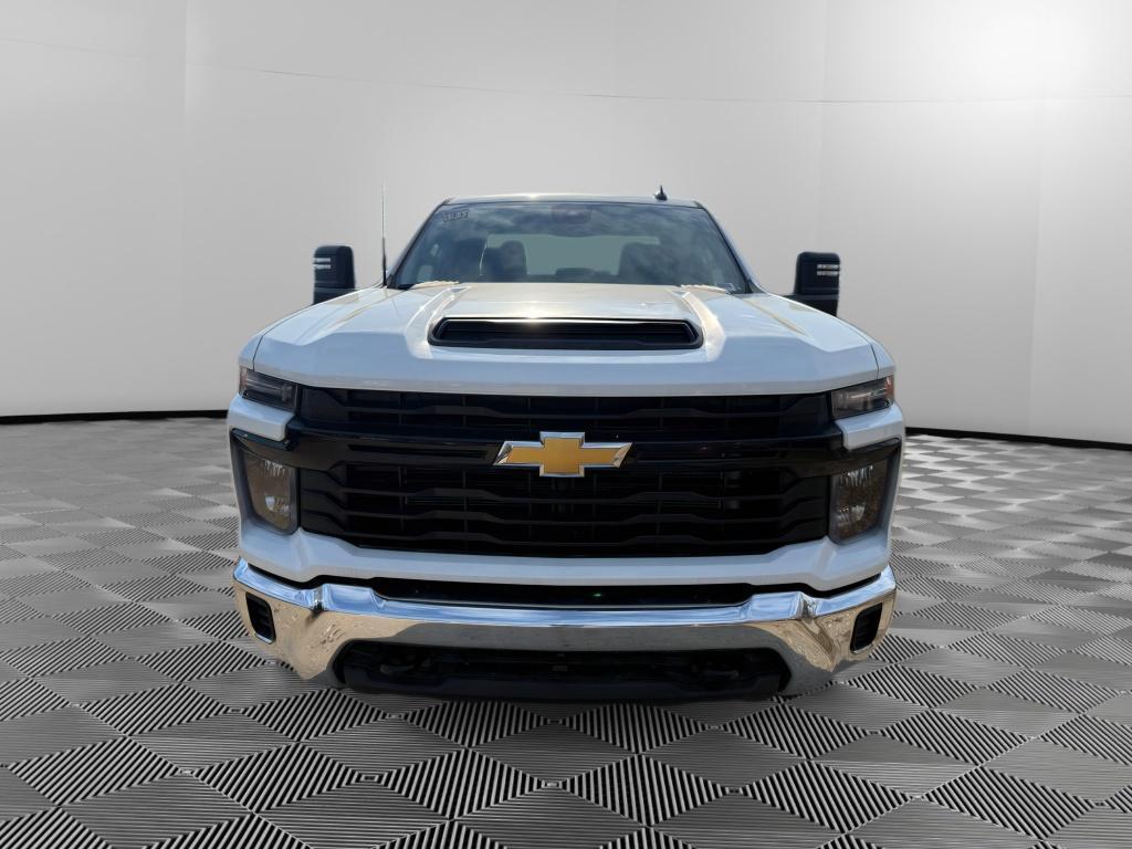 new 2025 Chevrolet Silverado 3500 car, priced at $50,178