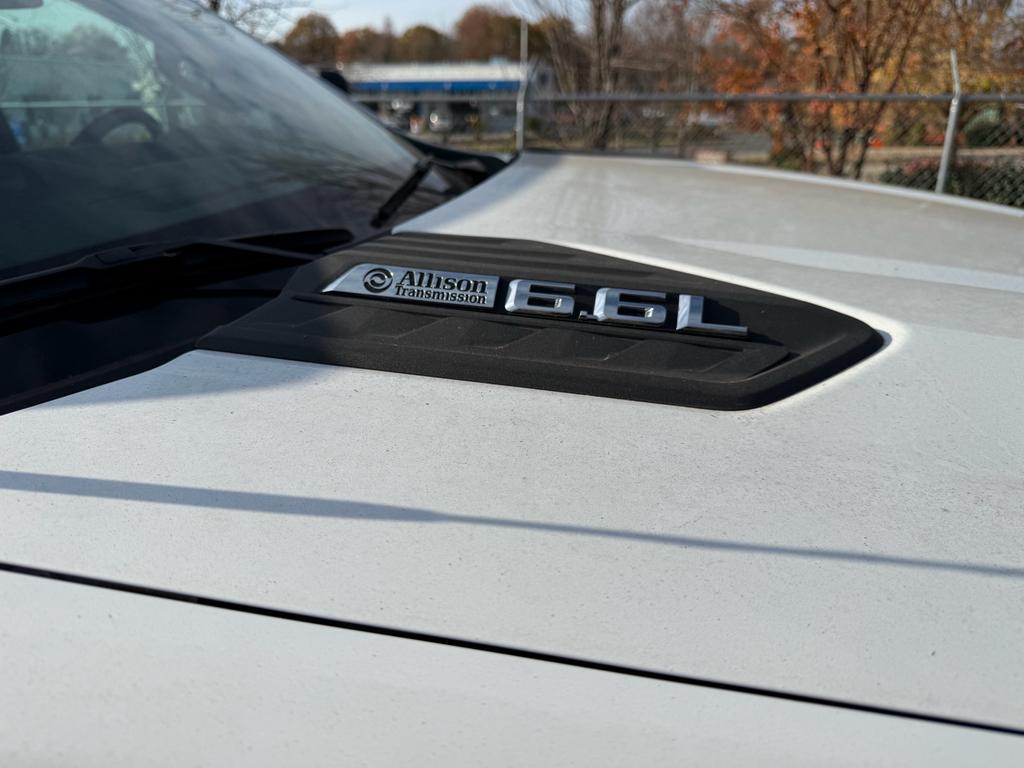 new 2025 Chevrolet Silverado 3500 car, priced at $50,178