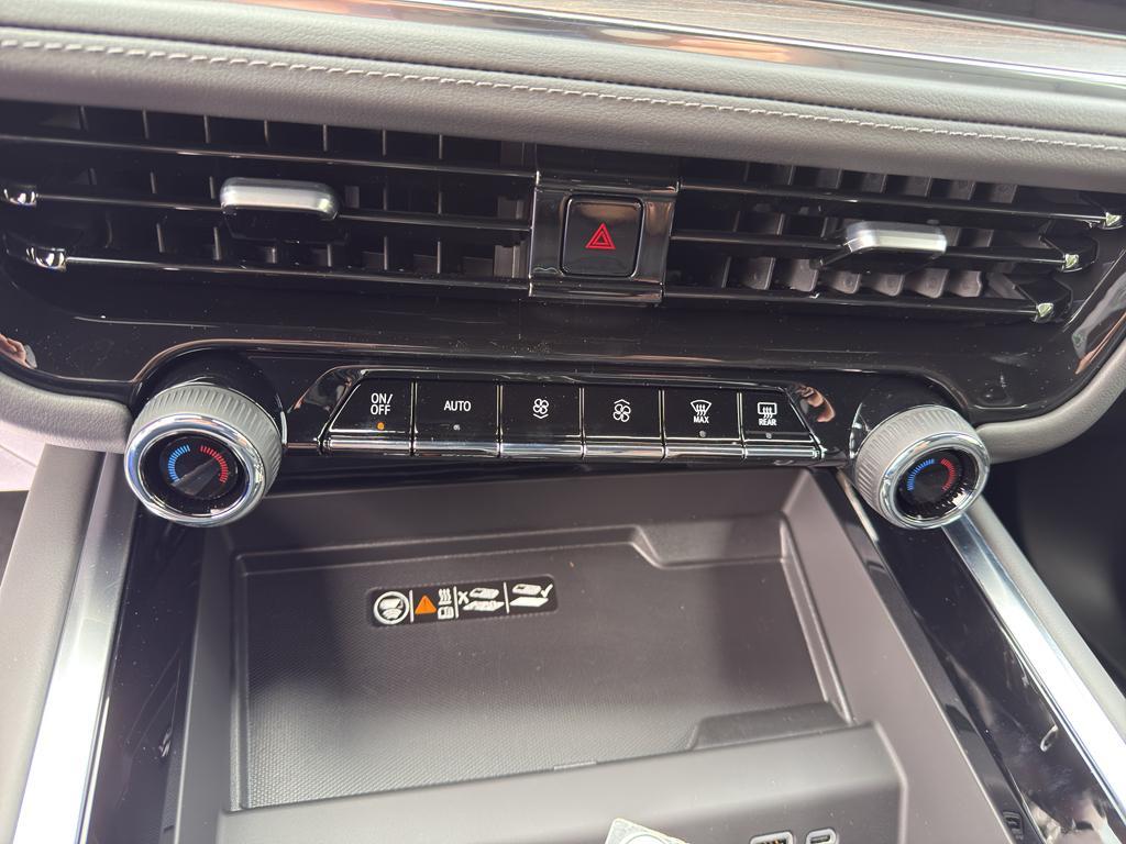 new 2026 Chevrolet Suburban car, priced at $72,680