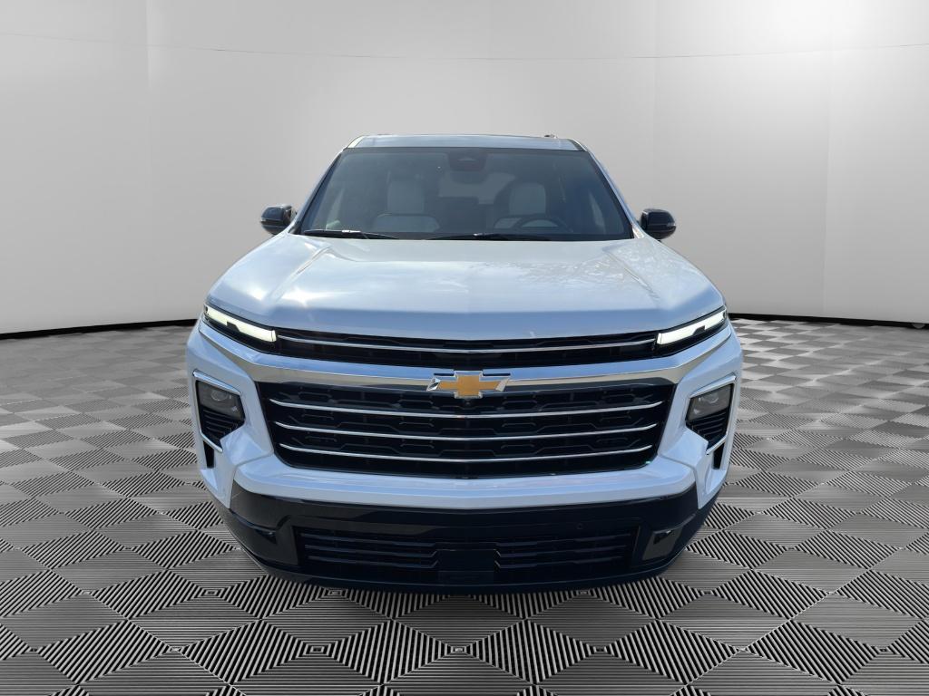 new 2026 Chevrolet Traverse car, priced at $57,195