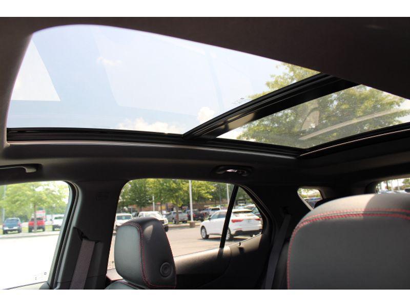 used 2024 Chevrolet Equinox car, priced at $25,789