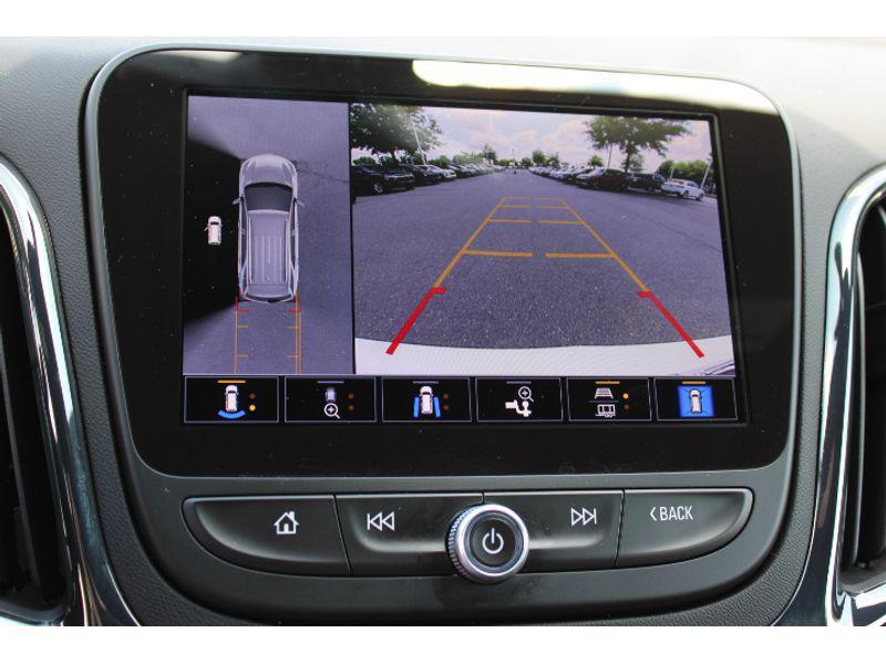 used 2024 Chevrolet Equinox car, priced at $25,789