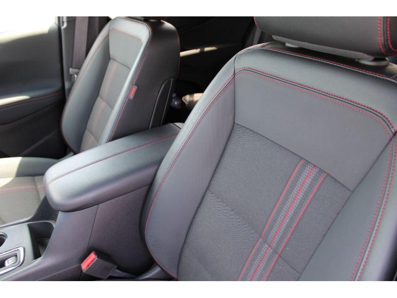 used 2024 Chevrolet Equinox car, priced at $25,789