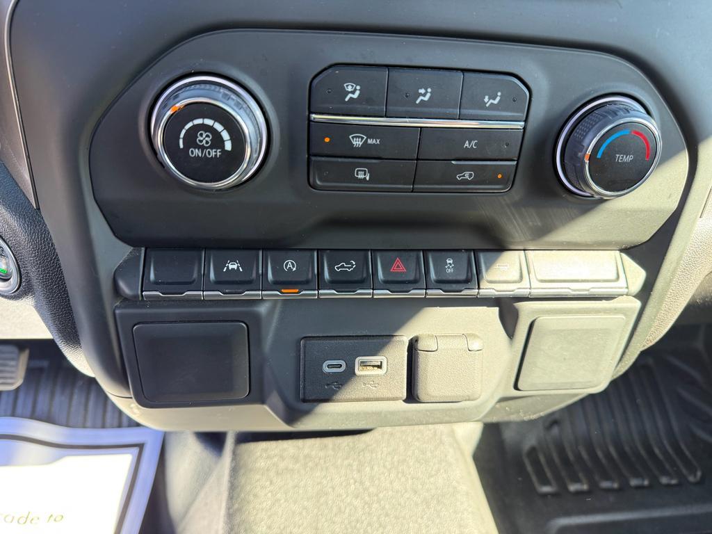 used 2024 Chevrolet Silverado 1500 car, priced at $31,198