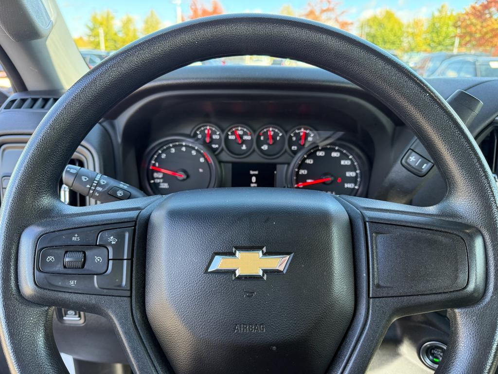 used 2024 Chevrolet Silverado 1500 car, priced at $31,198