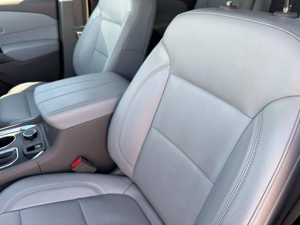 used 2020 Chevrolet Traverse car, priced at $17,991