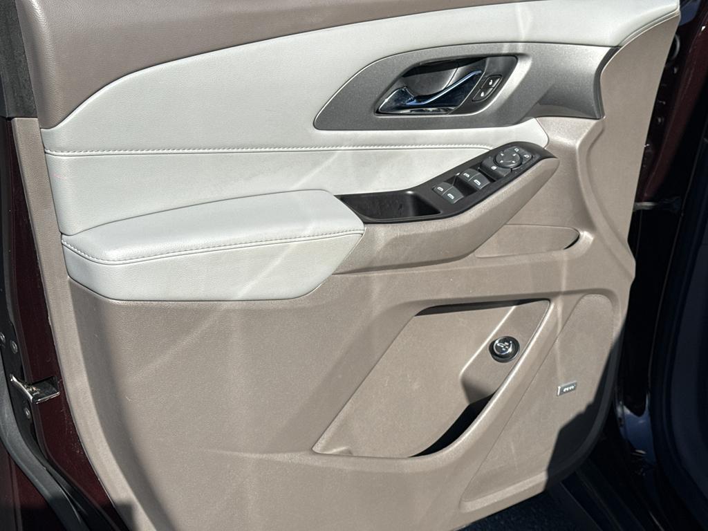 used 2020 Chevrolet Traverse car, priced at $17,991