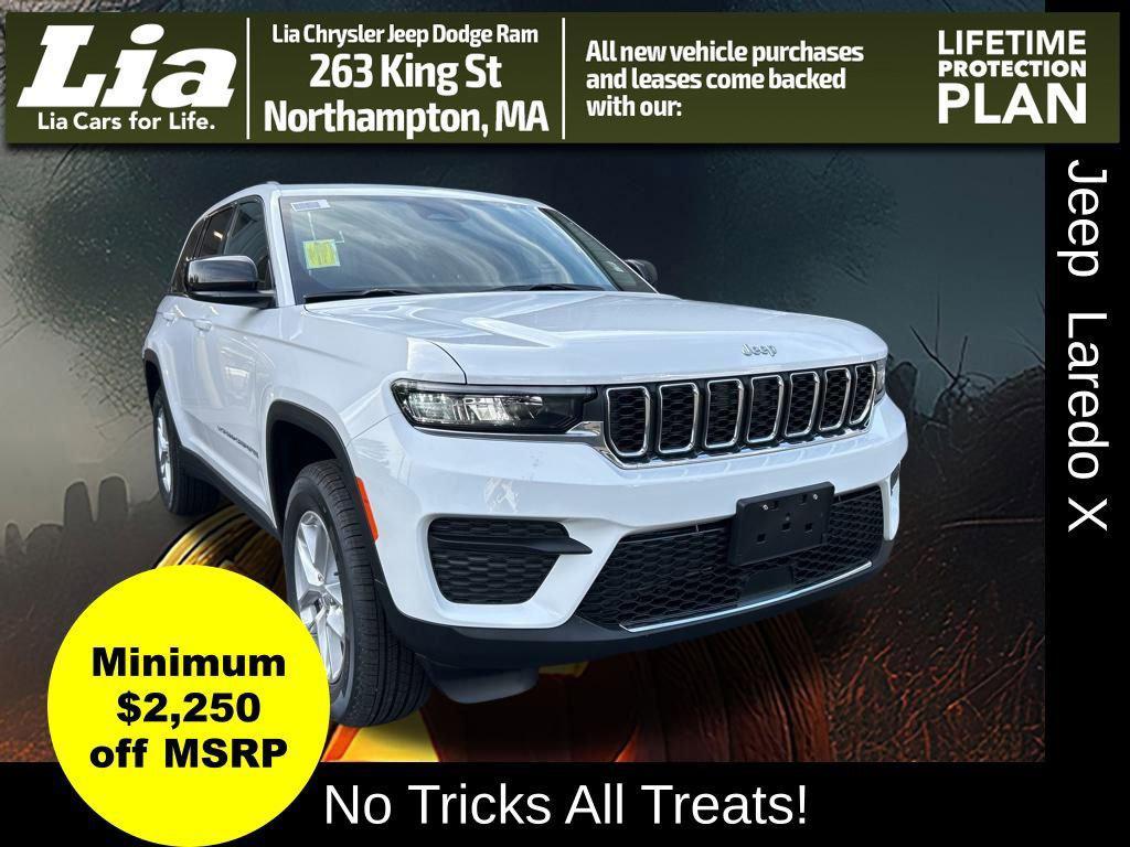 new 2025 Jeep Grand Cherokee car, priced at $38,995