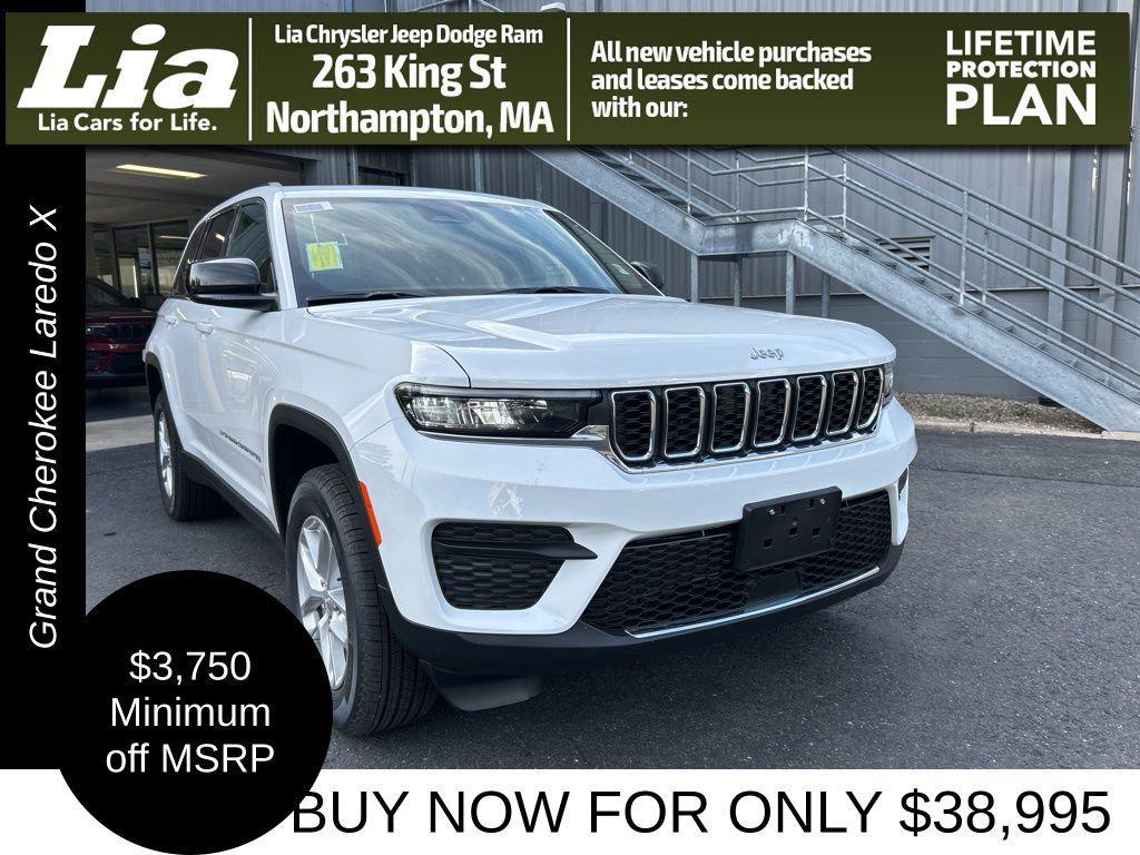 new 2025 Jeep Grand Cherokee car, priced at $38,995