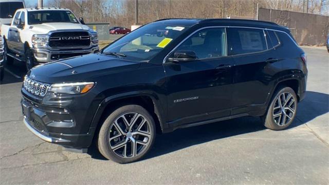 new 2024 Jeep Compass car, priced at $38,471