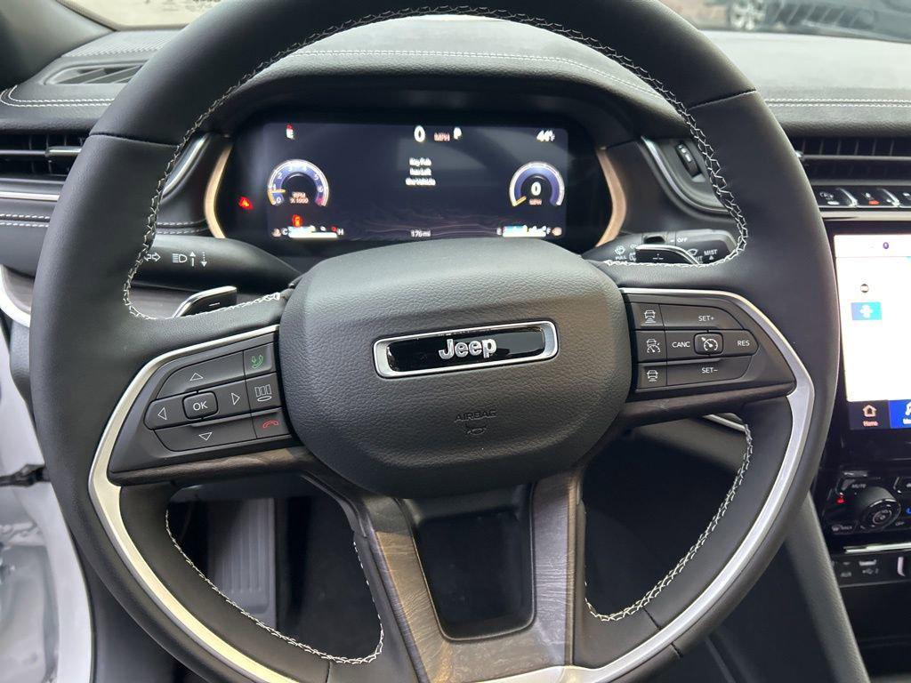 new 2025 Jeep Grand Cherokee L car, priced at $51,515