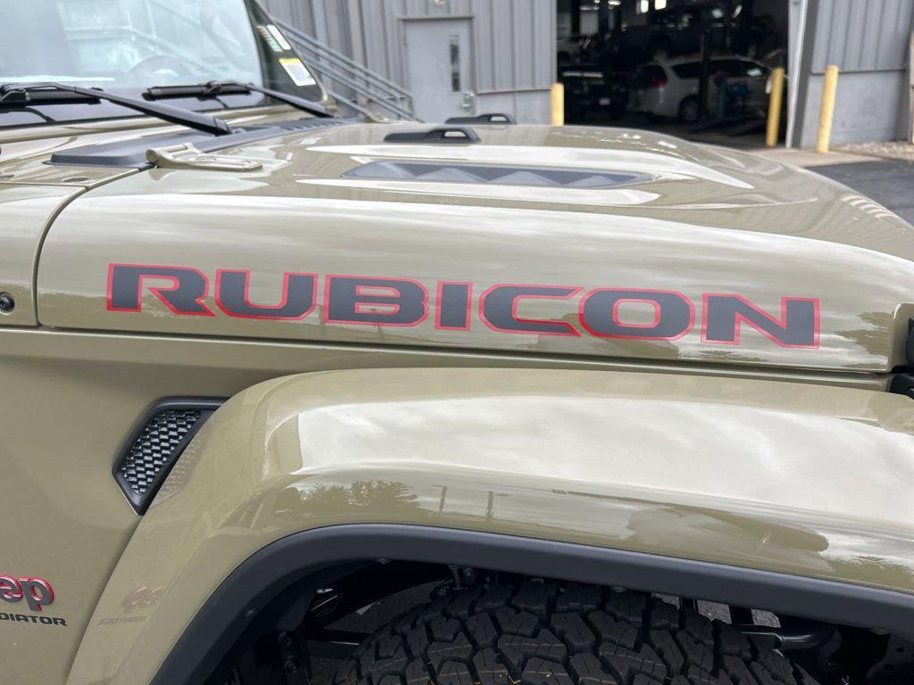 new 2025 Jeep Gladiator car, priced at $56,338