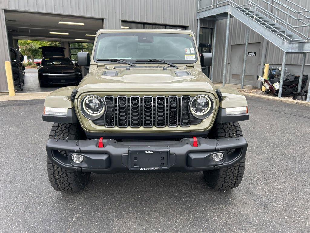 new 2025 Jeep Gladiator car, priced at $56,338