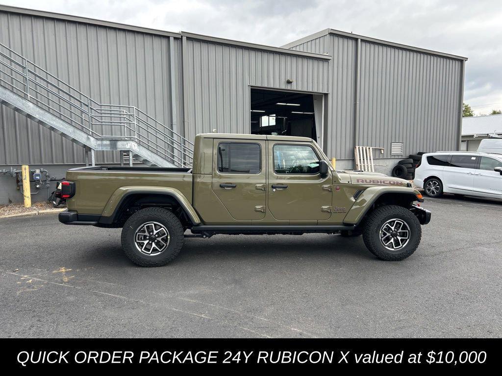 new 2025 Jeep Gladiator car, priced at $56,338