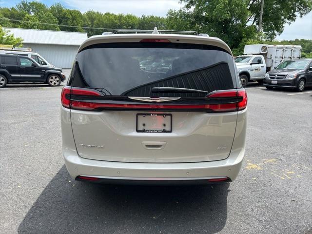 used 2021 Chrysler Pacifica car, priced at $30,187