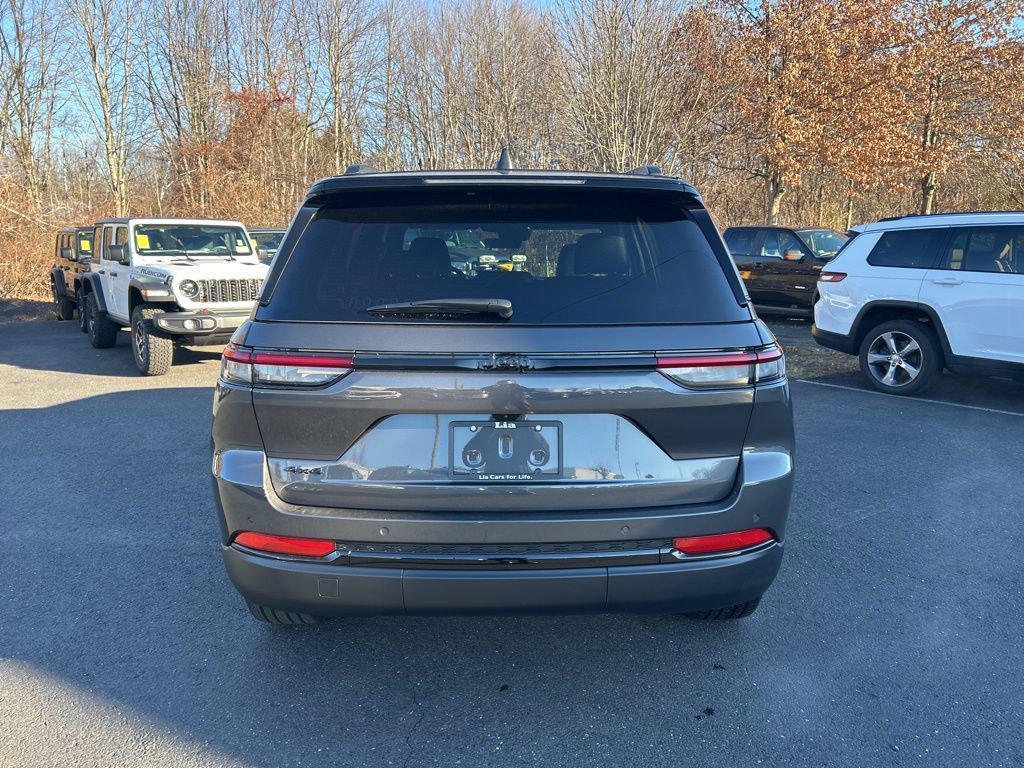 new 2025 Jeep Grand Cherokee car, priced at $54,730