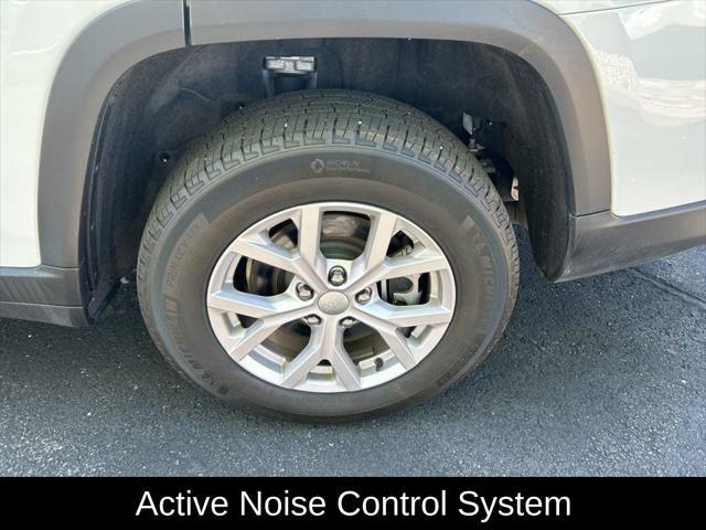 used 2022 Jeep Grand Cherokee L car, priced at $35,887