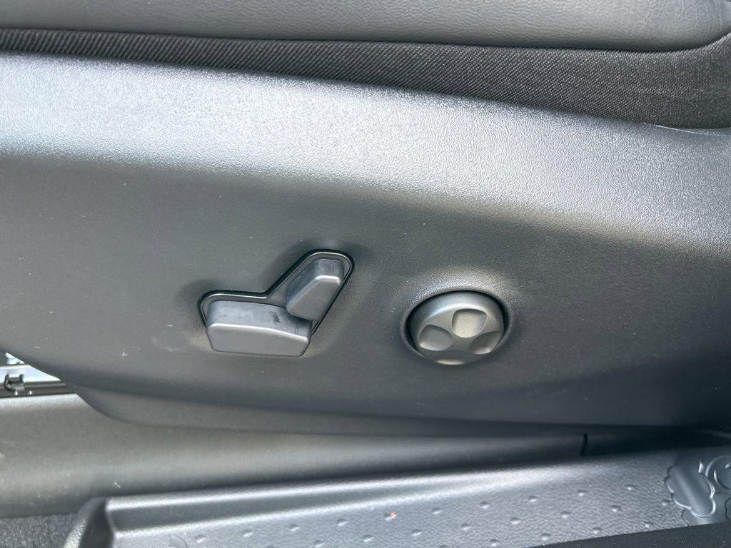 new 2026 Chrysler Pacifica car, priced at $52,897