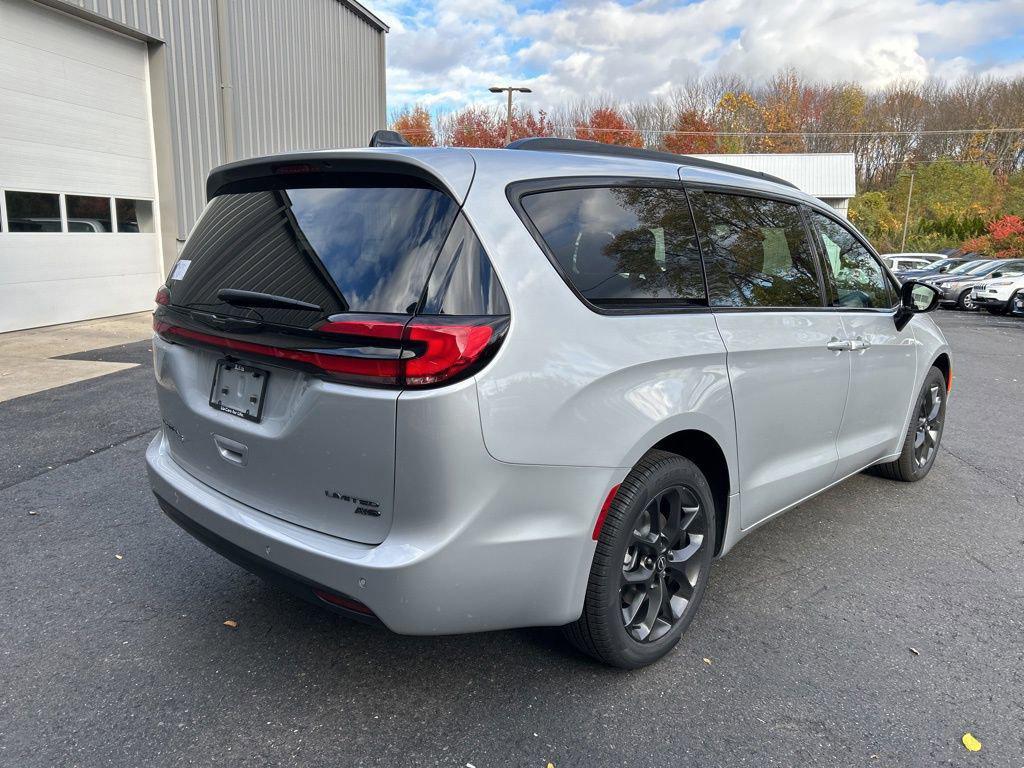 new 2026 Chrysler Pacifica car, priced at $52,897