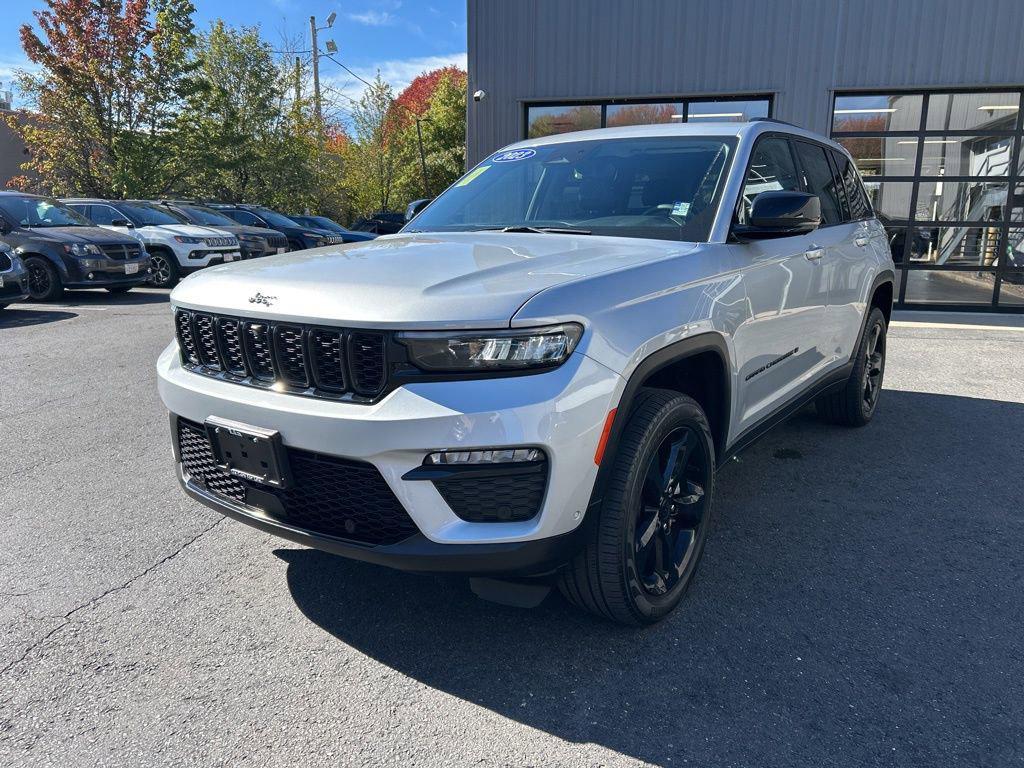 used 2023 Jeep Grand Cherokee car, priced at $30,987