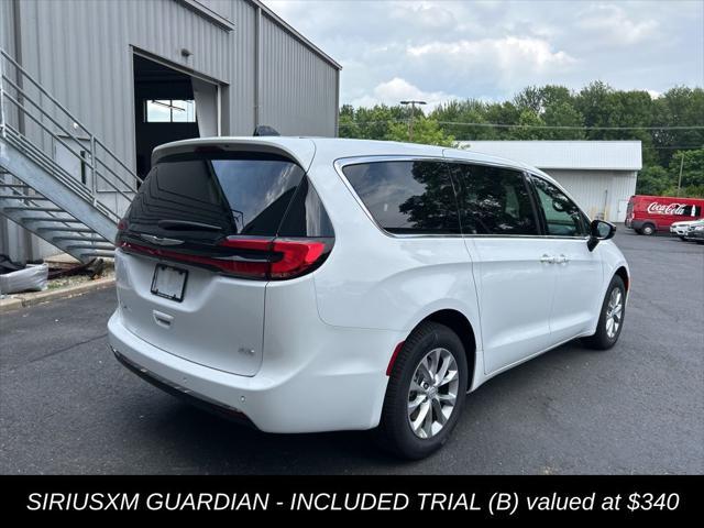 new 2025 Chrysler Pacifica car, priced at $45,219