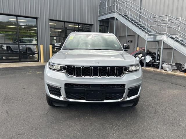 new 2025 Jeep Grand Cherokee L car, priced at $49,195