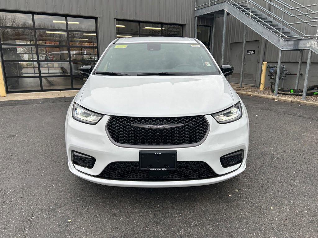 new 2026 Chrysler Pacifica car, priced at $46,300