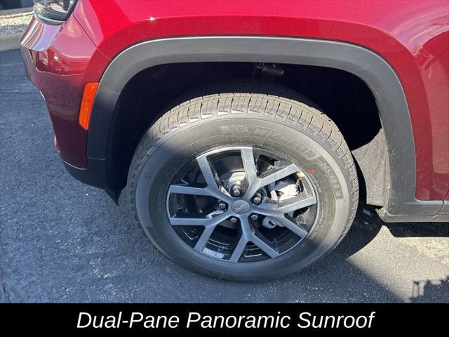 new 2025 Jeep Grand Cherokee car, priced at $47,605