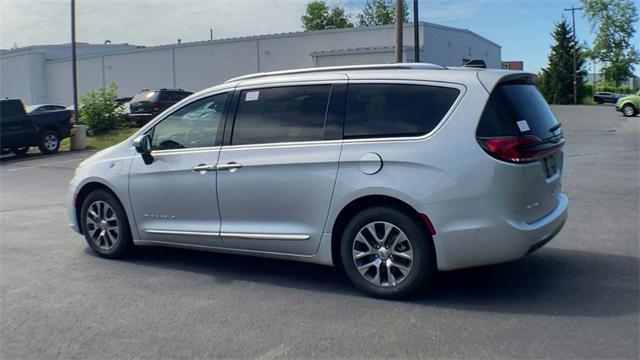 new 2023 Chrysler Pacifica car, priced at $62,135
