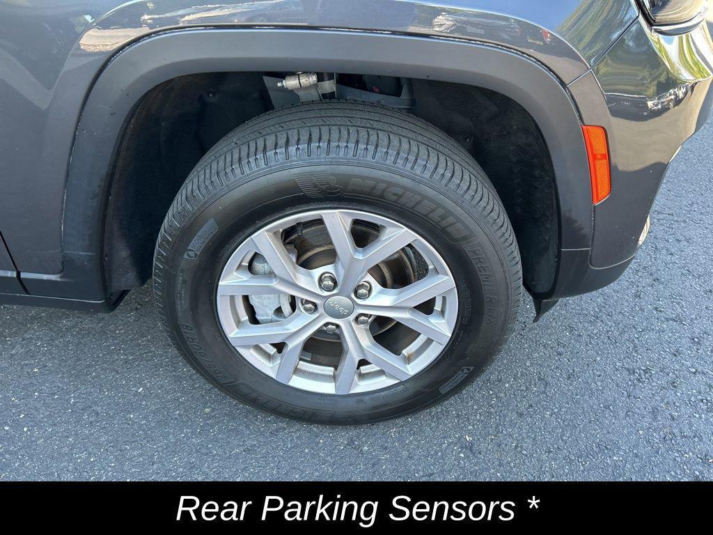 used 2022 Jeep Grand Cherokee car, priced at $31,287