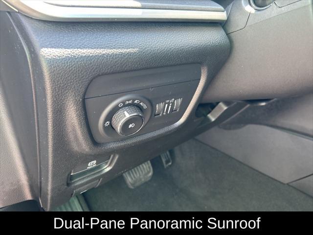 used 2022 Jeep Grand Cherokee car, priced at $35,387