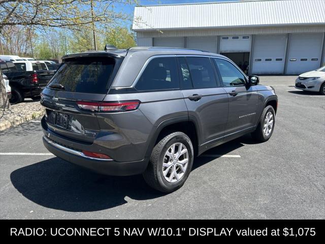 used 2022 Jeep Grand Cherokee car, priced at $33,387