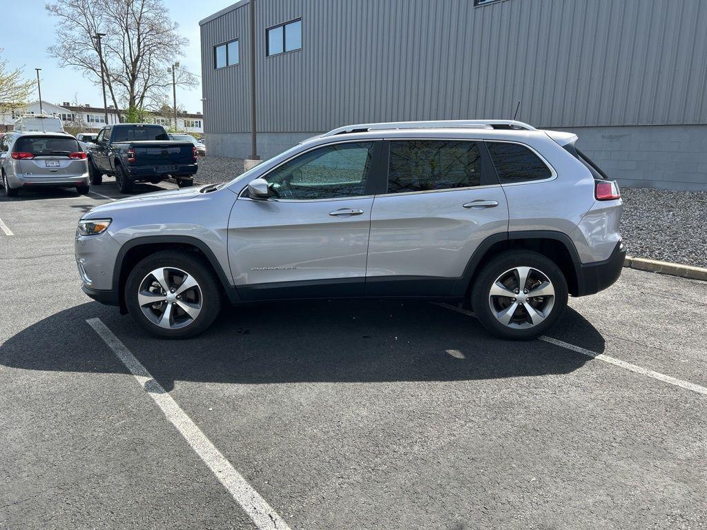 used 2021 Jeep Cherokee car, priced at $23,987