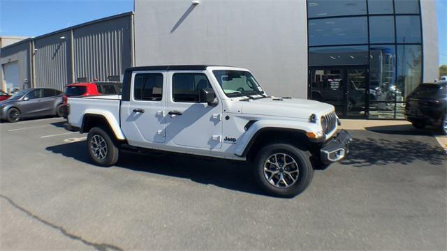 new 2024 Jeep Gladiator car, priced at $48,575
