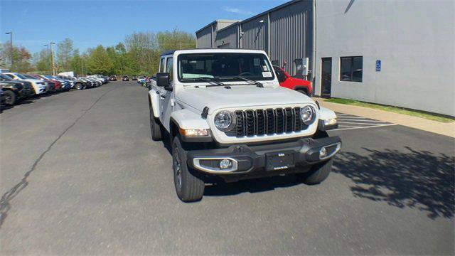 new 2024 Jeep Gladiator car, priced at $42,429