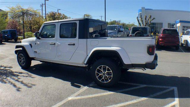 new 2024 Jeep Gladiator car, priced at $42,429