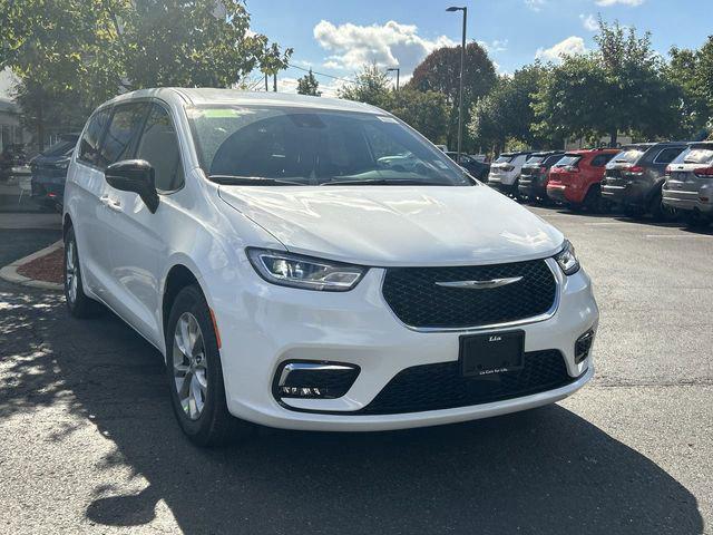 new 2025 Chrysler Pacifica car, priced at $45,500