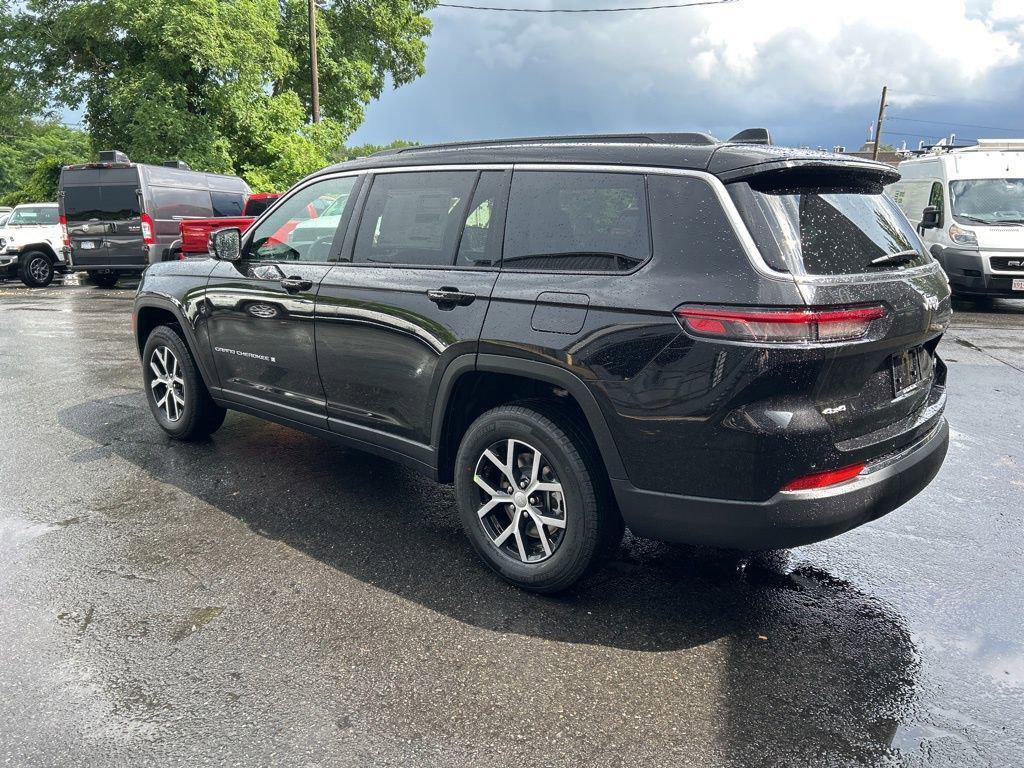 new 2025 Jeep Grand Cherokee L car, priced at $49,071