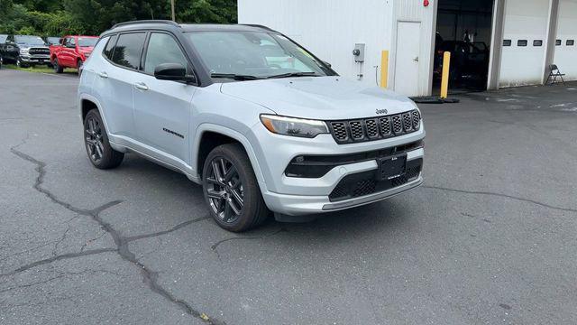 new 2024 Jeep Compass car, priced at $39,500