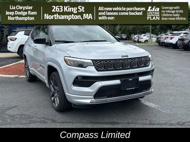 new 2024 Jeep Compass car, priced at $35,500