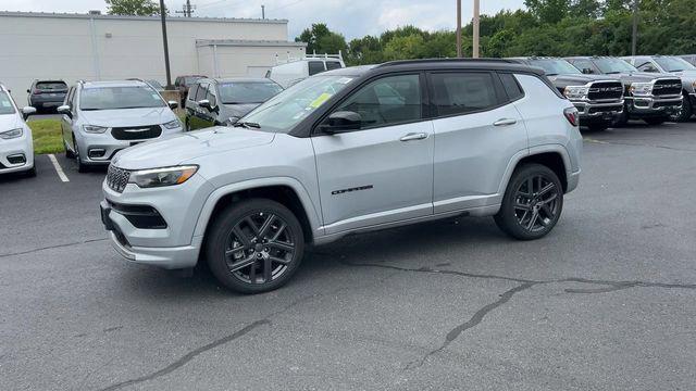 new 2024 Jeep Compass car, priced at $39,500