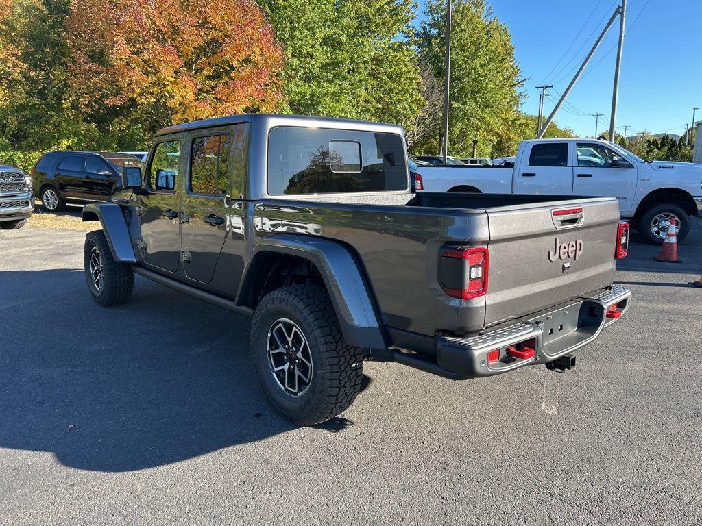 new 2025 Jeep Gladiator car, priced at $56,338