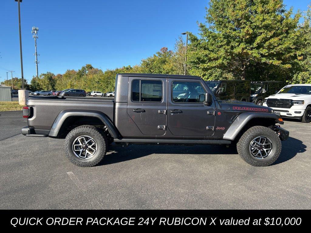 new 2025 Jeep Gladiator car, priced at $56,338