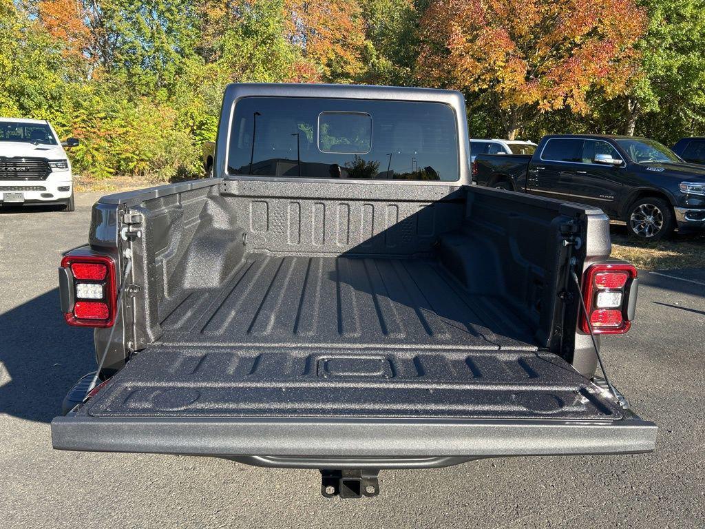 new 2025 Jeep Gladiator car, priced at $56,338