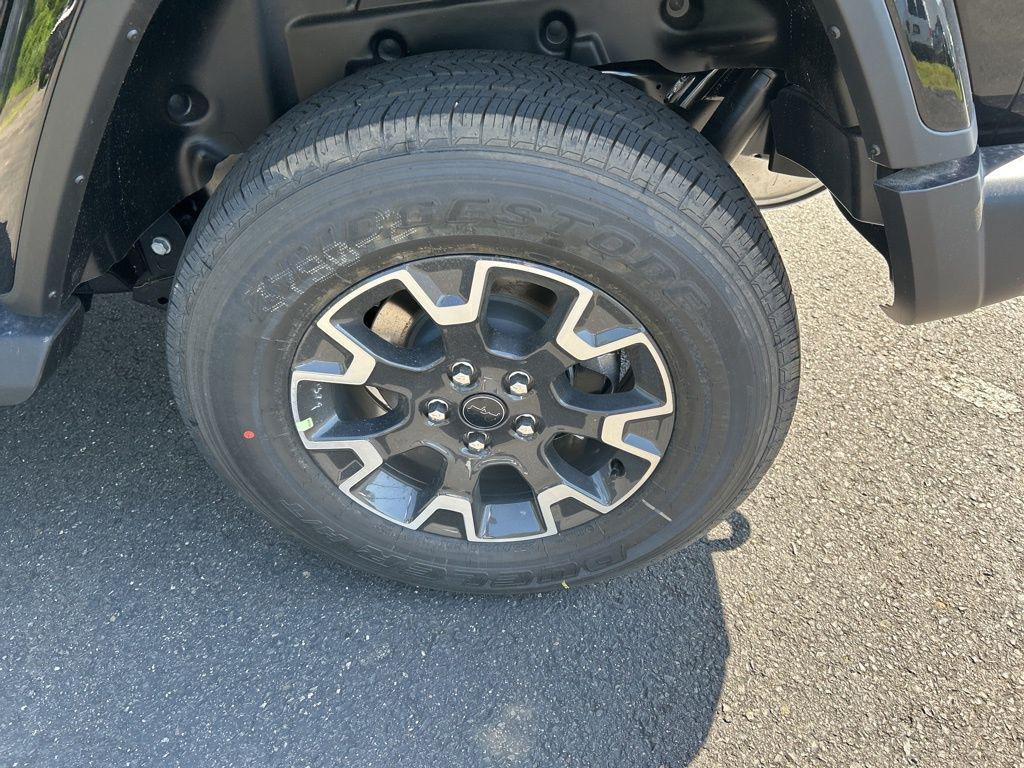 new 2025 Jeep Wrangler car, priced at $54,563