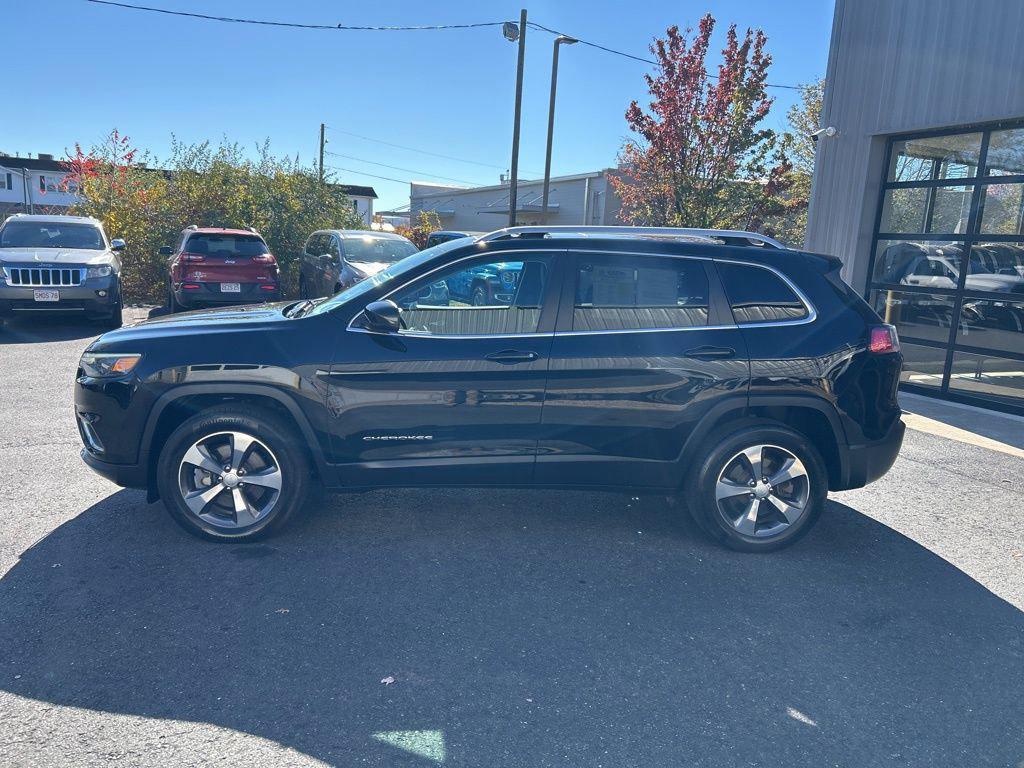 used 2019 Jeep Cherokee car, priced at $20,999